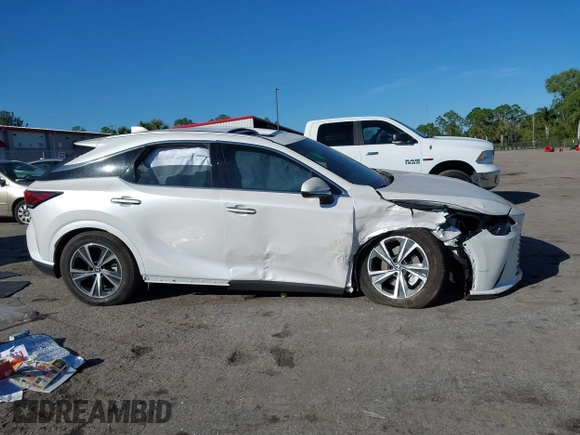 2024 Lexus RX 350h with VIN 2T2BBMCA9RC057830, listed as a IAAI auction lot 41423283 with 5,522 mi miles and . Bid and sale history available at DreamBid. Image 13.