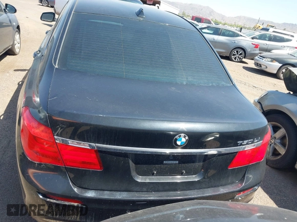 2011 BMW 7 Series 750Li xDrive с VIN WBAKC8C5XBC431840, выставлен на аукционе IAAI как лот 41789528 с пробегом Не указан миль и . История ставок и продаж доступна на DreamBid. Изображение 6.