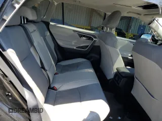 2021 Toyota RAV4 Hybrid LE with VIN 2T3B6RFVXMW028517, listed as a Copart auction lot 61558755 with 136,330 mi miles and Salvage title. Bid and sale history available at DreamBid. Image 10.