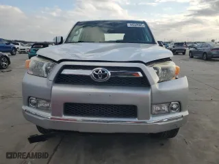 2011 Toyota 4Runner SR5 with VIN JTEZU5JR9B5027110, listed as a Copart auction lot 44232085 with 195,224 mi miles and Salvage Title. Bid and sale history available at carsss.com. Image 5.