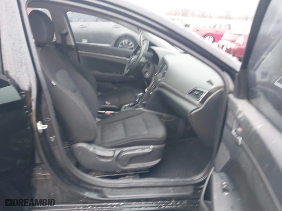 2018 Hyundai Elantra SE with VIN 5NPD74LF5JH402752, listed as a IAAI auction lot 41429536 with 173,526 mi miles. Bid and sale history available at carsss.com. Image 5.