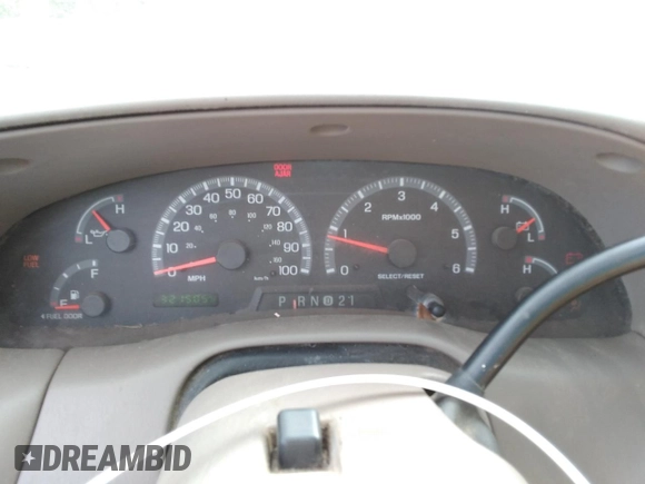 2003 Ford F-150 XLT with VIN 1FTRW08L23KD65857, listed as a Copart auction lot 71634004 with 321,505 mi miles and Clean Title. Bid and sale history available at carsss.com. Image 9.