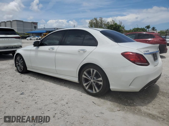 2019 Mercedes-Benz C 300 with VIN 55SWF8DB7KU295023, listed as a Copart auction lot 60521195 with 69,097 mi miles and Salvage title. Bid and sale history available at DreamBid. Image 2.