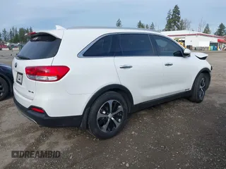 2018 Kia Sorento EX with VIN 5XYPHDA53JG384120, listed as a IAAI auction lot 41657786 with 102,652 mi miles and . Bid and sale history available at carsss.com. Image 4.