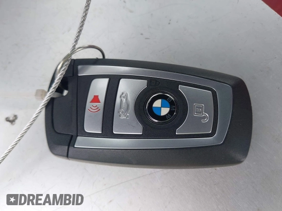 2016 BMW M4 with VIN WBS3U9C51GP968602, listed as a IAAI auction lot 42442452 with 3 mi miles and . Bid and sale history available at DreamBid. Image 11.