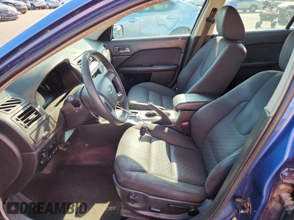 2010 Ford Fusion SE z VIN 3FAHP0HA1AR138892, wystawiony jako Copart lot #59781125 z przebiegiem 157 900 mil mil oraz Szkoda całkowita • Salvage title. Historia ofert i sprzedaży dostępna na DreamBid. Obrazek 7.