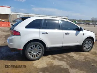 2010 Lincoln MKX with VIN 2LMDJ6JC7ABJ13051, listed as a IAAI auction lot 41888270 with 153,132 mi miles. Bid and sale history available at carsss.com. Image 13.