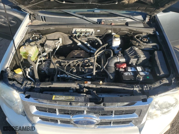 2008 Ford Escape XLT with VIN 1FMCU93Z68KC01946, listed as a Copart auction lot 47141445 with 152,589 mi miles and Salvage Title. Bid and sale history available at carsss.com. Image 12.