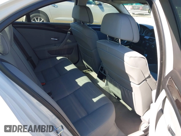 2008 BMW 5 Series 550i with VIN WBANW53588CT54008, listed as a IAAI auction lot 41586487 with 81,351 mi miles. Bid and sale history available at carsss.com. Image 8.