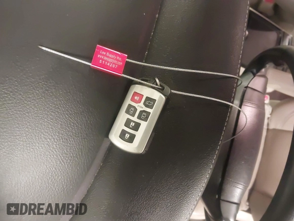 2018 Toyota Sienna XLE Auto Access Seat с VIN 5TDYZ3DC7JS909902, выставлен на аукционе IAAI как лот 42044363 с пробегом 59 283 миль миль и . История ставок и продаж доступна на DreamBid. Изображение 11.