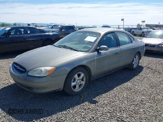 2001 Ford Taurus SES with VIN 1FAFP55S61G285069, listed as a IAAI auction lot 42182421 with 187,928 mi miles and . Bid and sale history available at carsss.com. Image 2.