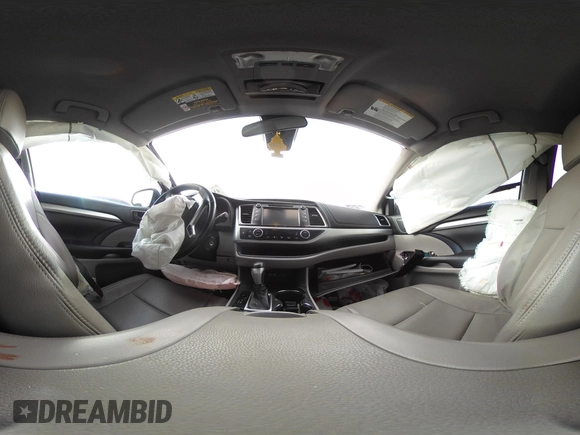 2018 Toyota Highlander LE with VIN 5TDZZRFH0JS249069, listed as a IAAI auction lot 41710956 with 83,598 mi miles and . Bid and sale history available at DreamBid. Image 18.