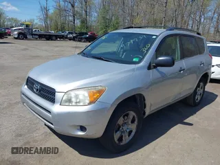 2008 Toyota RAV4 with VIN JTMBD33V686081889, listed as a IAAI auction lot 41971934 with 244,069 mi miles. Bid and sale history available at carsss.com. Image 2.