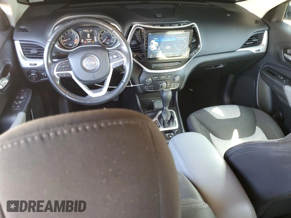2014 Jeep Cherokee Latitude with VIN 1C4PJLCS2EW186719, listed as a Copart auction lot 50609725 with 140,449 mi miles and Salvage Title. Bid and sale history available at carsss.com. Image 8.