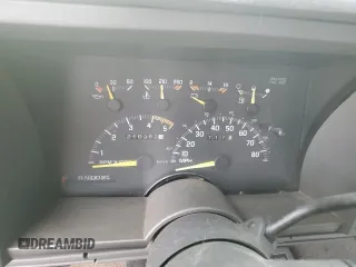 1993 Chevrolet Blazer z VIN 1GNEK18K0PJ341907, wystawiony jako Copart lot #46688435 z przebiegiem 210 382 mil mil oraz Szkoda całkowita • Salvage title. Historia ofert i sprzedaży dostępna na DreamBid. Obrazek 9.
