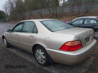 1999 Acura RL with VIN JH4KA9658XC007198, listed as a IAAI auction lot 42112631 with 92,166 mi miles. Bid and sale history available at carsss.com. Image 3.