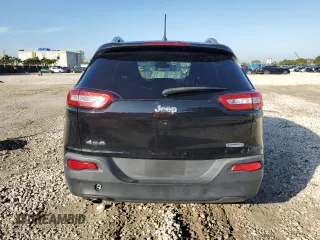 2018 Jeep Cherokee Latitude Tech Connect with VIN 1C4PJMCB9JD541087, listed as a Copart auction lot 86694734 with 124,072 mi miles and Non Repairable. Bid and sale history available at carsss.com. Image 6.