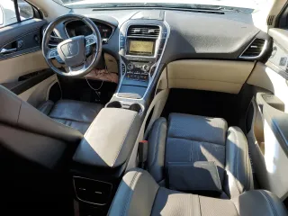2019 Lincoln Nautilus Reserve with VIN 2LMPJ6LPXKBL21200, listed as a Copart auction lot 85203634 with 60,728 mi miles and Salvage Title. Bid and sale history available at carsss.com. Image 8.