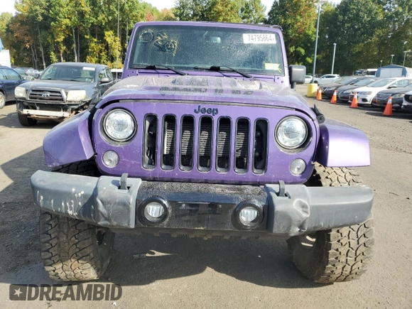 2018 Jeep Wrangler JK Unlimited Sahara with VIN 1C4HJWEG1JL901290, listed as a Copart auction lot 74795864 with 100,144 mi miles and Salvage Title. Bid and sale history available at carsss.com. Image 5.