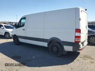 2016 Mercedes-Benz Sprinter Cargo with VIN WD3PE7DD2GP322396, listed as a Copart auction lot 49437965 with 189,127 mi miles and Salvage Title. Bid and sale history available at carsss.com. Image 2.