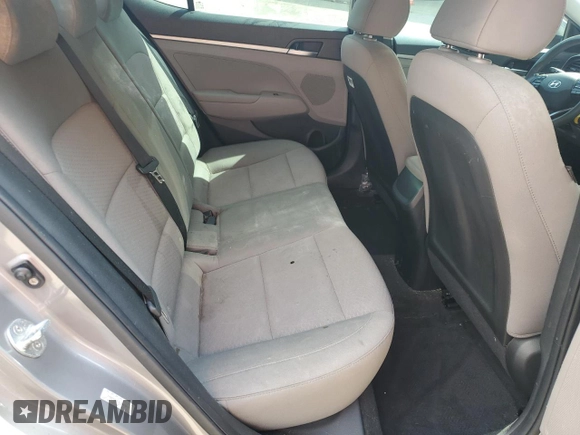 2020 Hyundai Elantra SE z VIN KMHD74LF4LU949239, wystawiony jako Copart lot #55599705 z przebiegiem 88 744 mil mil oraz Czysty tytuł • Clean title. Historia ofert i sprzedaży dostępna na DreamBid. Obrazek 10.