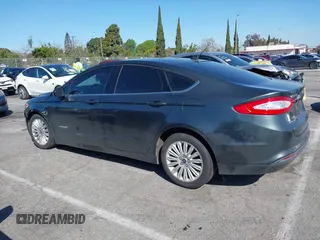 2015 Ford Fusion SE Hybrid with VIN 3FA6P0LU4FR306928, listed as a IAAI auction lot 41826720 with 83,983 mi miles. Bid and sale history available at carsss.com. Image 14.