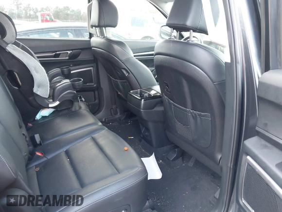 2024 Kia Telluride LX z VIN 5XYP24GC4RG542225, wystawiony jako IAAI lot #40726805 z przebiegiem 9 285 mil mil oraz . Historia ofert i sprzedaży dostępna na DreamBid. Obrazek 8.