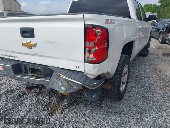 2015 Chevrolet Silverado 1500 LT with VIN 3GCUKREC1FG465118, listed as a IAAI auction lot 41864753 with 290,367 mi miles. Bid and sale history available at carsss.com. Image 6.