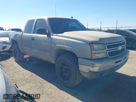 2006 Chevrolet Silverado 1500 LT1 with VIN 1GCEC19T36Z139866, listed as a IAAI auction lot 41324041 with 338,425 mi miles and . Bid and sale history available at DreamBid. Image 1.