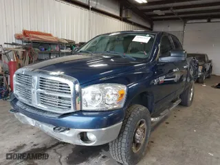 2008 Dodge Ram 2500 SLT with VIN 3D7KS28A58G114939, listed as a IAAI auction lot 41901345 with 112,645 mi miles. Bid and sale history available at carsss.com. Image 2.