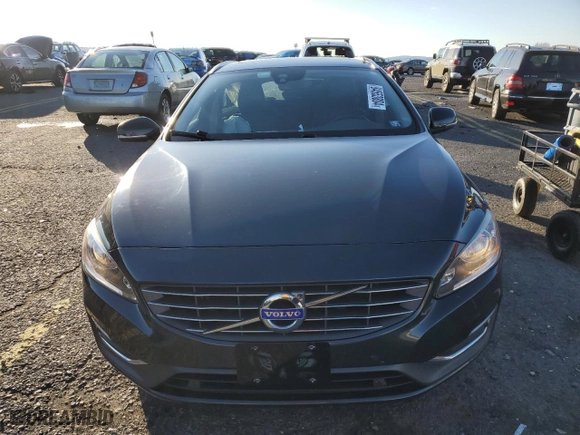 2015 Volvo V60 T5 Premier with VIN YV1612SK4F1221129, listed as a Copart auction lot 84653804 with 70,267 mi miles and Salvage Title. Bid and sale history available at carsss.com. Image 5.