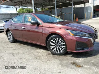 2025 Nissan Altima SV with VIN 1N4BL4DV4SN301573, listed as a Copart auction lot 54365315 with 14,109 mi miles and Salvage Title. Bid and sale history available at DreamBid. Image 4.