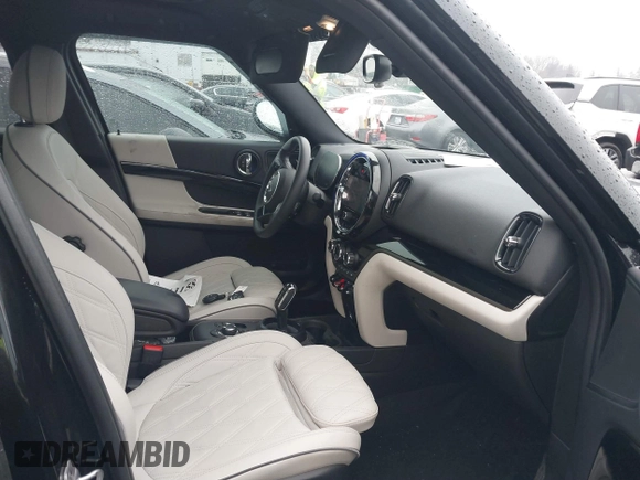 2024 MINI Countryman Cooper S with VIN WMZ53BR06R3S12506, listed as a IAAI auction lot 41543158 with 12,187 mi miles and . Bid and sale history available at DreamBid. Image 5.