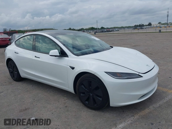 2025 Tesla Model 3 Long Range with VIN 5YJ3E1EA0SF932385, listed as a IAAI auction lot 41772613 with 1,683 mi miles and . Bid and sale history available at carsss.com. Image 1.