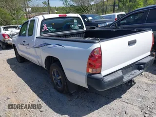 2015 Toyota Tacoma with VIN 5TFTX4CNXFX056132, listed as a IAAI auction lot 42035730 with 184,867 mi miles and . Bid and sale history available at DreamBid. Image 3.