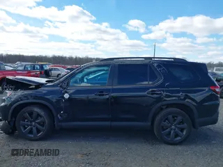 2025 Honda Pilot Sport z VIN 5FNYG1H38SB030483, wystawiony jako IAAI lot #41694690 z przebiegiem 11 118 mil mil oraz . Historia ofert i sprzedaży dostępna na DreamBid. Obrazek 14.