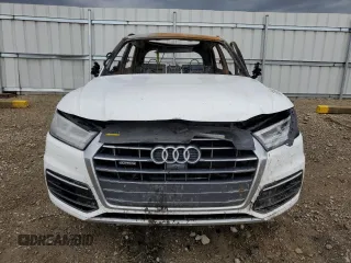 2018 Audi Q5 Premium Plus with VIN WA1BNAFY5J2002808, listed as a Copart auction lot 46907555 with 0 mi miles and Non Repairable. Bid and sale history available at carsss.com. Image 5.