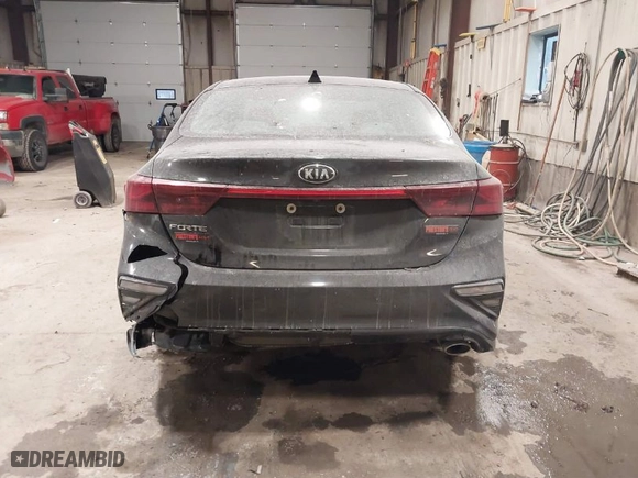 2021 Kia Forte LXS with VIN 3KPF24AD9ME373032, listed as a IAAI auction lot 41440937 with 36,641 mi miles. Bid and sale history available at carsss.com. Image 17.