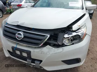 2016 Nissan Altima SR z VIN 1N4AL3AP7GC224020, wystawiony jako IAAI lot #42123457 z przebiegiem 153 913 mil mil oraz . Historia ofert i sprzedaży dostępna na DreamBid. Obrazek 6.