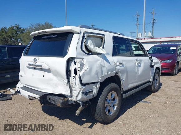 2018 Toyota 4Runner SR5 z VIN JTEZU5JR6J5166948, wystawiony jako IAAI lot #41625523 z przebiegiem 50 890 mil mil oraz . Historia ofert i sprzedaży dostępna na DreamBid. Obrazek 4.