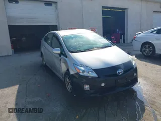 2010 Toyota Prius II with VIN JTDKN3DU9A0106697, listed as a IAAI auction lot 37938406 with 245,315 mi miles. Bid and sale history available at carsss.com. Image 1.