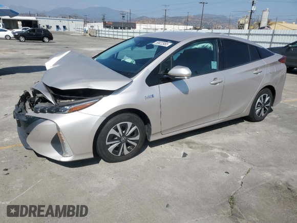 2017 Toyota Prius Plus with VIN JTDKARFP2H3059219, listed as a Copart auction lot 59822955 with 110,074 mi miles and Salvage title. Bid and sale history available at DreamBid. Image 1.