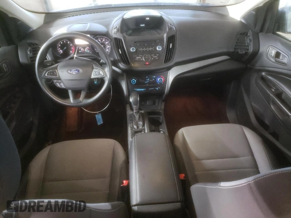 2018 Ford Escape S z VIN 1FMCU0F79JUB06376, wystawiony jako Copart lot #83109674 z przebiegiem 48 953 mil mil oraz Szkoda całkowita • Salvage title. Historia ofert i sprzedaży dostępna na DreamBid. Obrazek 8.