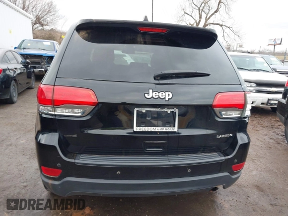 2018 Jeep Grand Cherokee Laredo E z VIN 1C4RJEAG1JC275535, wystawiony jako IAAI lot #41120357 z przebiegiem 108 109 mil mil oraz . Historia ofert i sprzedaży dostępna na DreamBid. Obrazek 16.