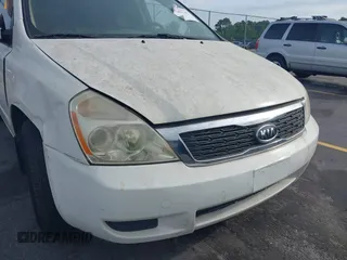 2012 Kia Sedona LX with VIN KNDMG4C7XC6446218, listed as a IAAI auction lot 42083645 with 151,844 mi miles. Bid and sale history available at carsss.com. Image 6.