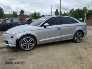 2017 Audi A3 Premium z VIN WAUAUGFF9H1044319, wystawiony jako Copart lot #59736355 z przebiegiem 68 014 mil mil oraz Czysty tytuł • Clean title. Historia ofert i sprzedaży dostępna na DreamBid. Obrazek 1.