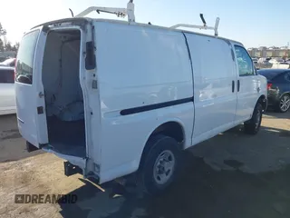 2006 Chevrolet Express Cargo z VIN 1GCGG25V361183813, wystawiony jako IAAI lot #41992215 z przebiegiem Nie podano mil oraz . Historia ofert i sprzedaży dostępna na DreamBid. Obrazek 4.