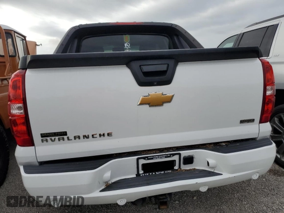2012 Chevrolet Avalanche LT with VIN 3GNMCFE07CG132264, listed as a Copart auction lot 75138174 with 0 mi miles and Salvage Title. Bid and sale history available at carsss.com. Image 6.