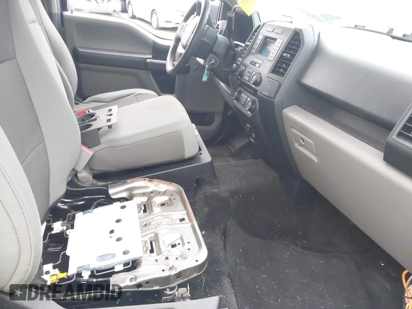 2015 Ford F-150 XL with VIN 1FTEW1CF4FFA75879, listed as a IAAI auction lot 41923278 with 198,146 mi miles and . Bid and sale history available at DreamBid. Image 5.