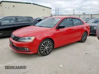 2016 Volkswagen Jetta Sport z VIN 3VWD17AJ9GM339049, wystawiony jako Copart lot #56151645 z przebiegiem 124 985 mil mil oraz Czysty tytuł • Clean title. Historia ofert i sprzedaży dostępna na DreamBid. Obrazek 1.